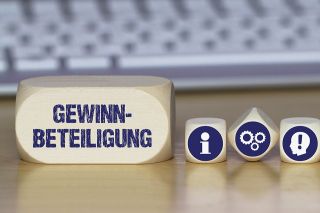 Foto: Schriftzug Gewinnbeteiligung